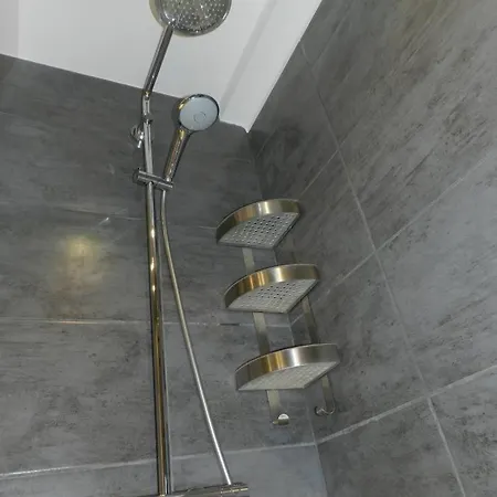 Sleeps 5 Wifi Lejlighed Cannes