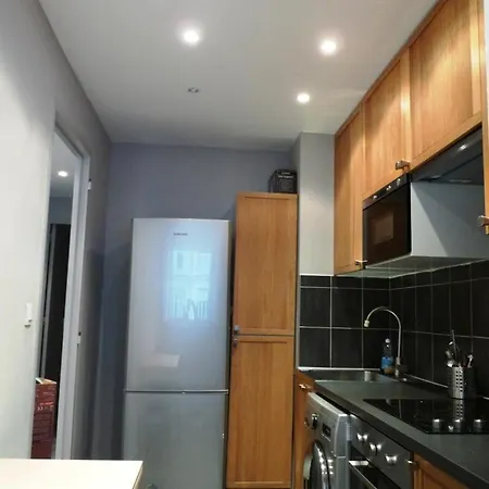 Sleeps 5 Wifi Lejlighed